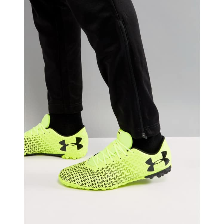 Under armour 2025 clutchfit turf shoes