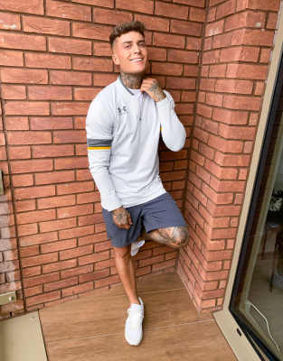 under armour quarter zip grey