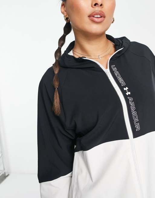 Under Armour Giacca nera e bianca con zip ASOS