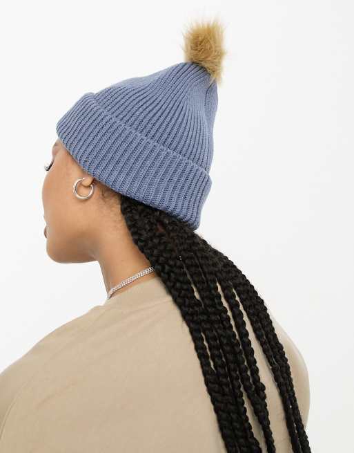 Under armour best sale pom pom beanie