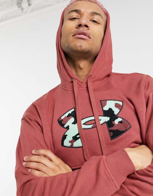 Black and pink camo under armour clearance hoodie