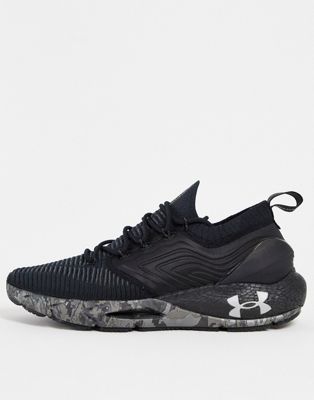 Under Armour HOVR Phantom 2 trainers in black
