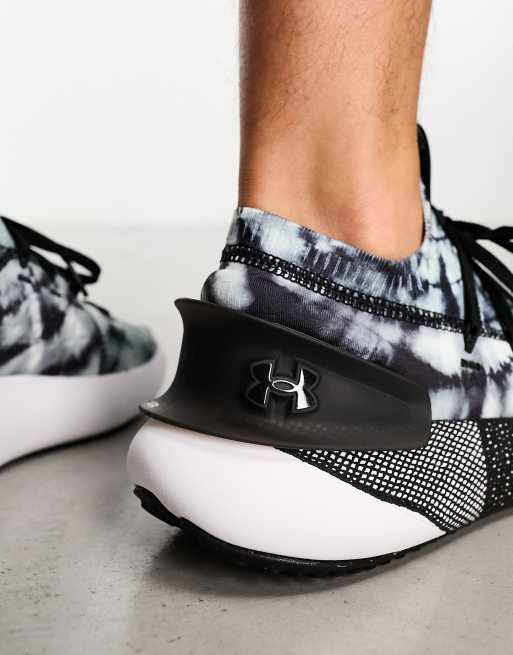 Under Armour HOVR Phantom 3 dyed trainers in multi