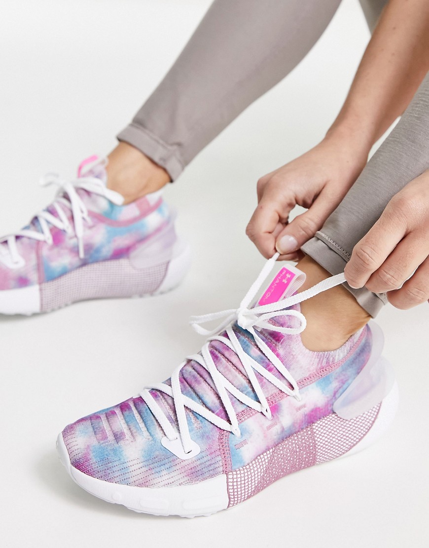 Under Armour HOVR Phantom 3 dyed trainers in pink
