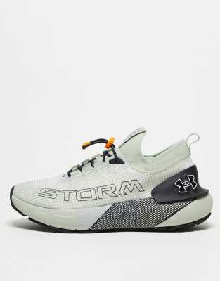 Under Armour - HOVR Phantom 3 SE Storm - Winterfeste Unisex-Sneaker in Grün