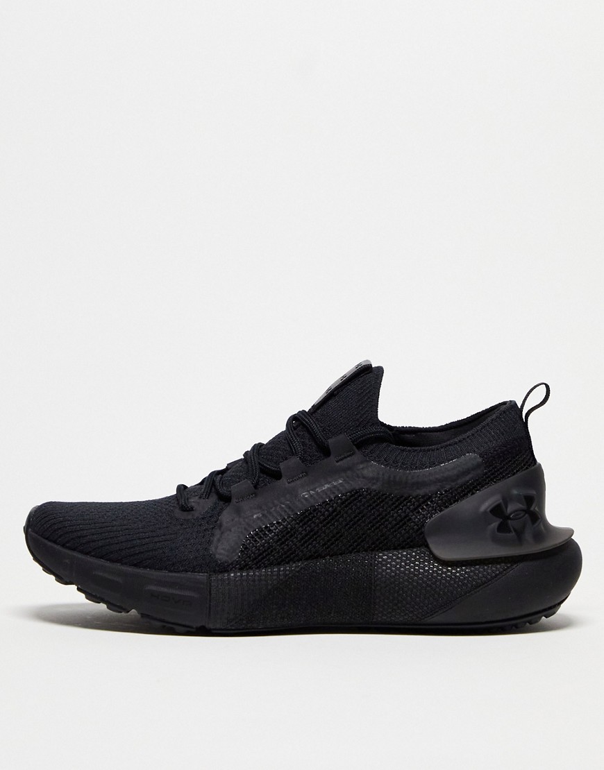 Under Armour HOVR Phantom 3 SE trainers in triple black