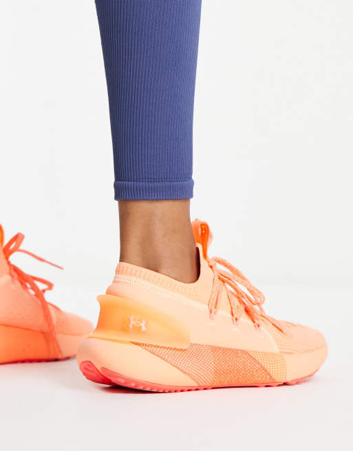 Under armour deals orange shoes