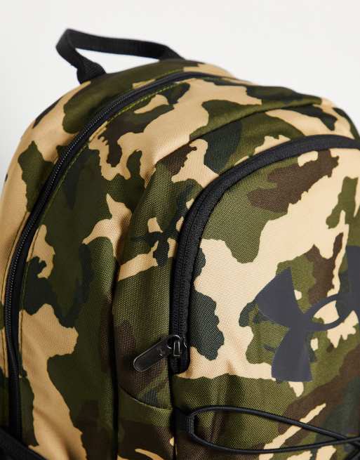 Under armour hotsell camo hustle backpack