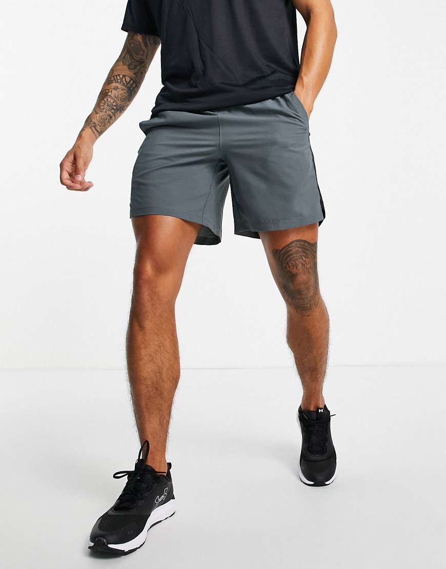 Under Armour Launch 7 inch shorts in gray-Grey