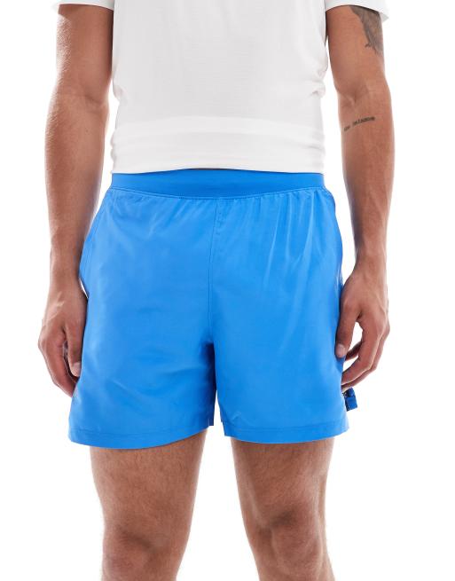 Under Armour – Launch – Blå shorts, 5 tum, 5 av 5