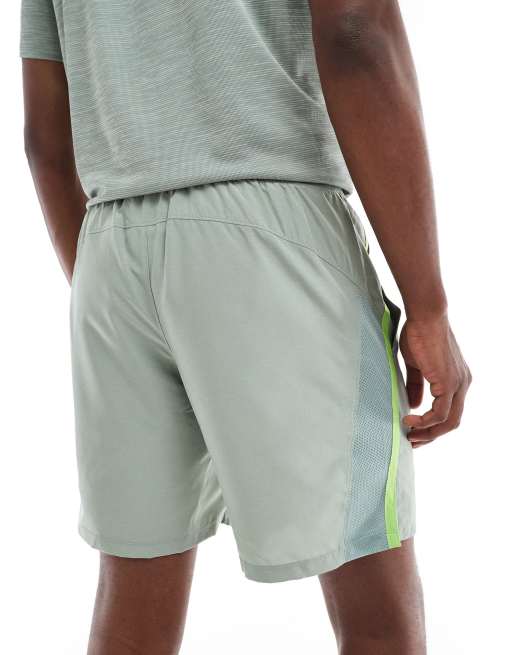Under Armour – Launch – Gröna shorts, 7 tum, 4 av 5