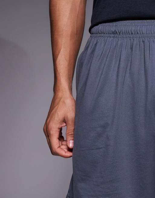 Under Armour - Launch - Pantaloncini da 7“ grigi , 5 di 5