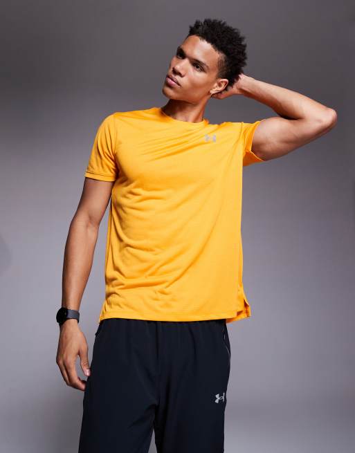 Under Armour - Launch - T-shirt arancione con dettaglio riflettente  