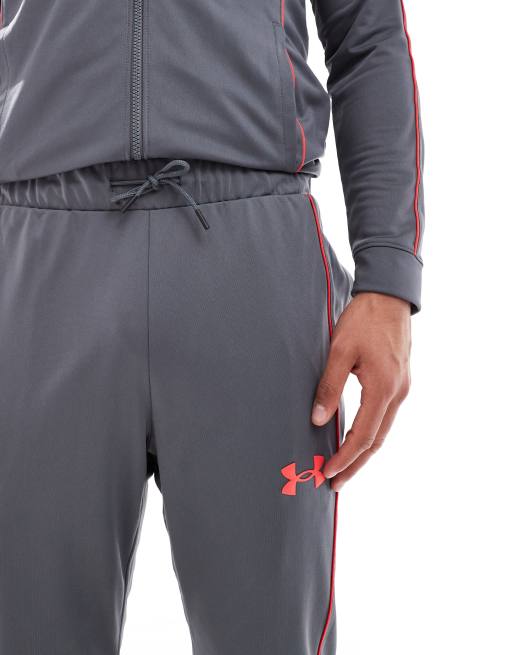 Under Armour – Novelty – Szary dres z czerwonymi wstawkami, 5 z 5