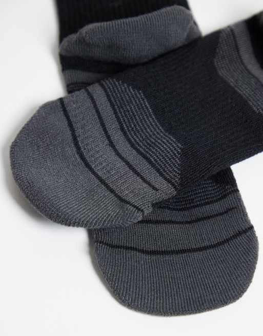 Under Armour Performance 3-pack strumpor med rund halsringning i svart, 3 av 3