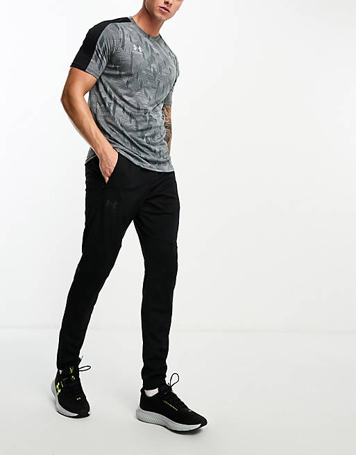 Under Armour – Pikee-Trainingshose in Schwarz | ASOS