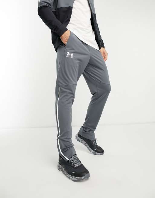 Under Armour - Piqué trainingsbroek in grijs, deel van co-ord set