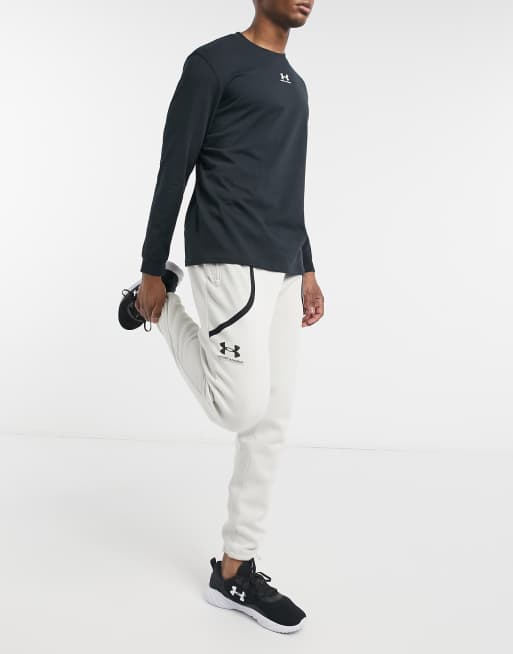 Under armour joggers store with zipper pockets