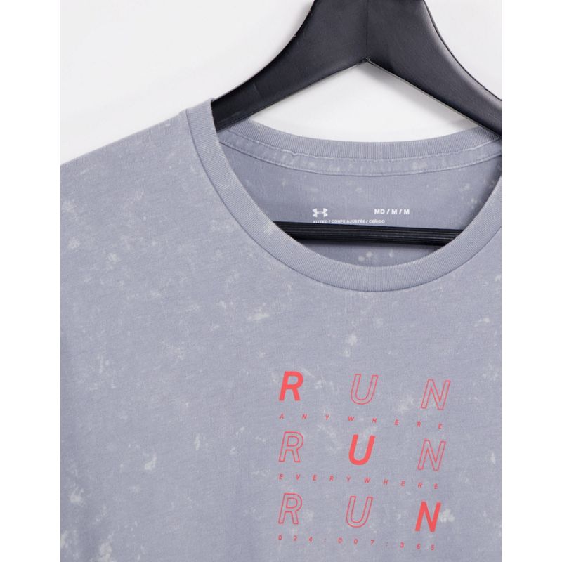 Under Armour – Run Anywhere – T-Shirt in Grau