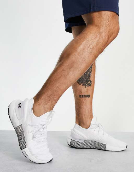 verf Inwoner elkaar Under Armour - Running HOVR Phantom 3 - Sneakers in wit | ASOS