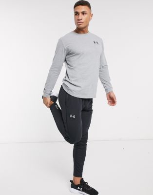 under armour running streaker 2.0 shift joggers in black