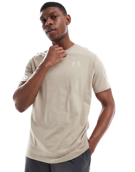 Under Armour - Sportstyle - T-shirt à manches courtes et logo à gauche sur la poitrine - Marron 