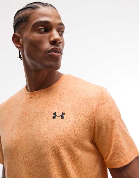 Under Armour – Tech – T-Shirt in Orange mit Pixelmuster - view 1