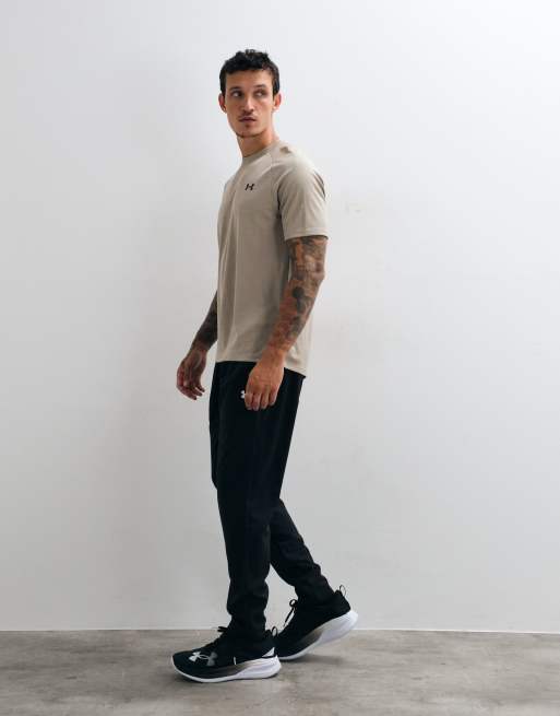 Under Armour Tech Textured short sleeve t-shirt in tan, 3 of 5