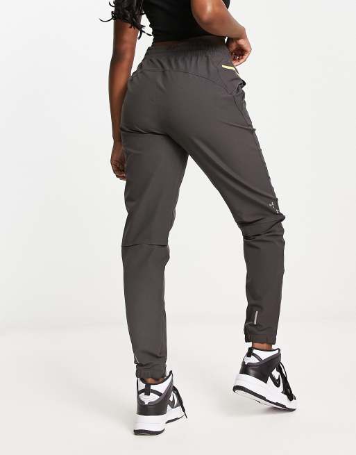 Under armour ladies discount sweatpants