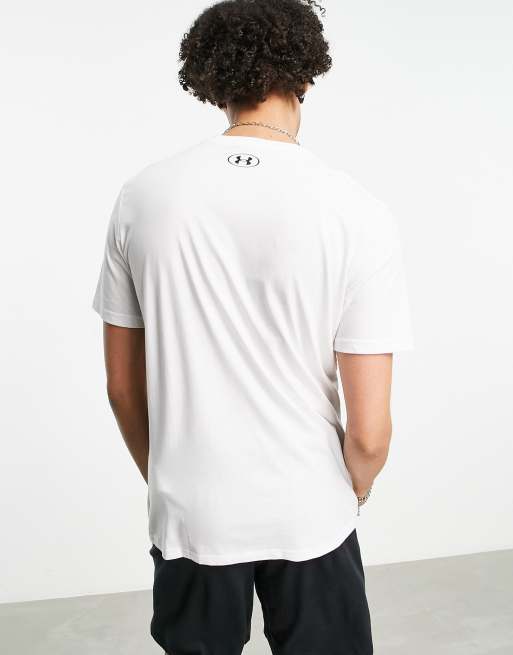 Under Armour Training Foundation T-shirt with large chest logo in