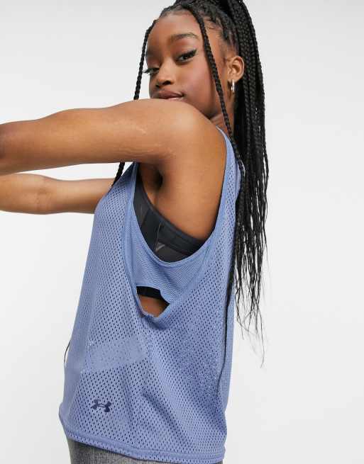 Under Armour Training Heatgear – Niebieski top bez rękawów o kroju podkreślającym sylwetkę z siateczki z efektem sprania