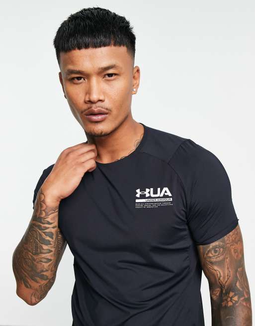 Under Armour - Training - Iso-Chill HeatGear - Sort trænings-T-shirt med perforeret design