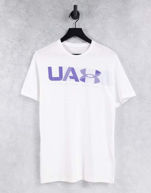 Under Armour – Training – T-Shirt in Weiß mit Print vorne