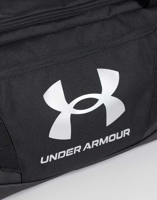 Under Armour Undeniable 5.0 small duffle bag in black, 3 of 4
