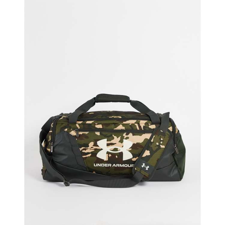 Under armour large camo duffle outlet bag