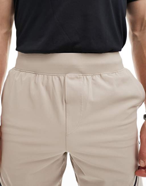 Under armour khaki cargo hot sale shorts