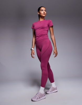 Under Armour - Vanish - Nahtlose Leggings in dunklem Kastanienbraun-Rot