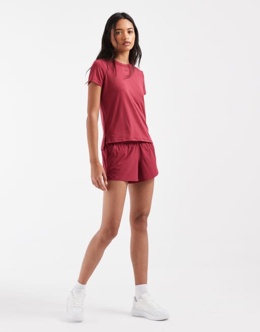 Under Armour Vanish short sleeve t-shirt in burgundy, 2 of 4