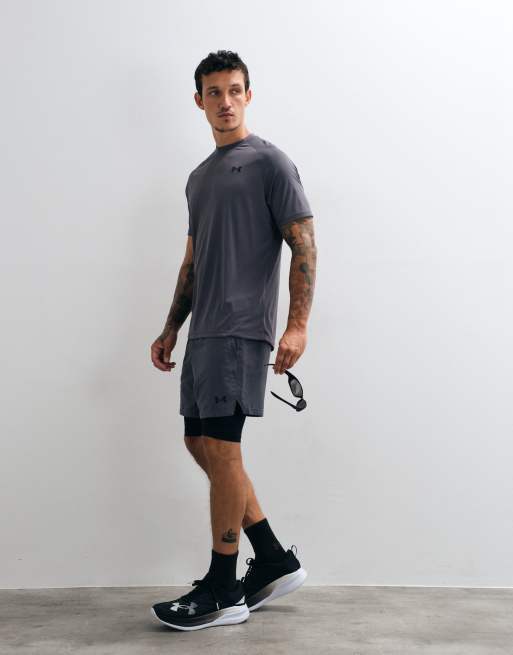 Under Armour Vanish tkane szorty 2.0 2w1 w kolorze szarym, 4 z 5