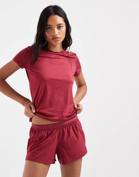 Under Armour Vanish vævede shorts med 3 tommer benlængde i burgundy - view 1