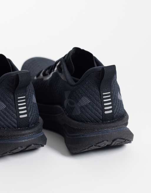 Under Armour - Velociti Speed - Sneakers da corsa nero triplo, 4 di 5