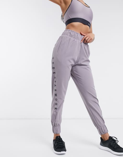 Under Armour Weit Geschnittene Gewebte Jogginghose In Grau Asos
