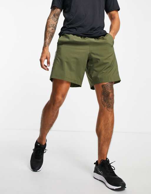 Under Armour - Wordmark - Geweven short in kaki