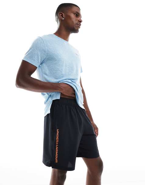 Under Armour – Wordmark – Svarta vävda shorts i funktionsmaterial - view 1