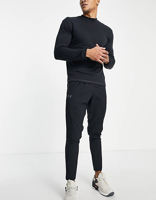  Under Armour woven joggers in black 