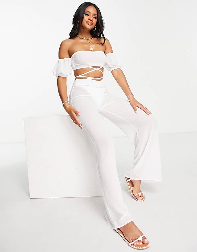 UNIQUE21 - Unique 21 beach crop top and flared trousers co ord in white