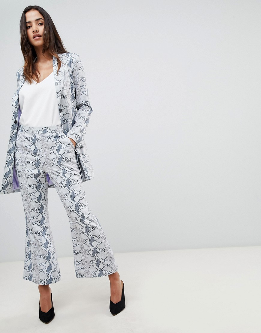 Unique 21 Cropped Flare Trouser In Snake Print Co-Ord-Grey