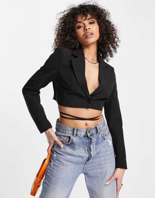 Unique21 cropped tie waist blazer in black