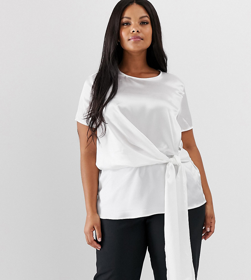 UNIQUE21 Hero Plus short sleeved top with tie front-White