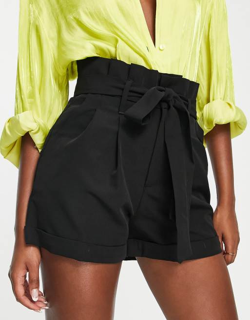 Unique21 paperbag waist shorts in black